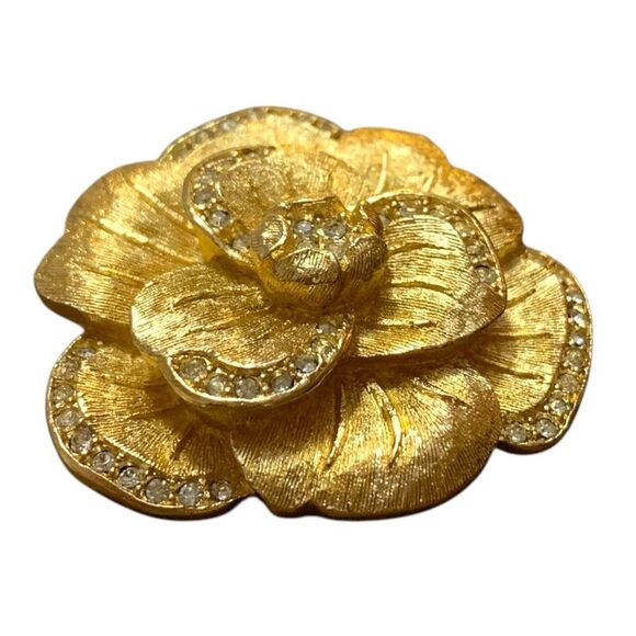 Vintage Christian Dior Crystal Camellia Flower Brooch - Picture 3 of 5